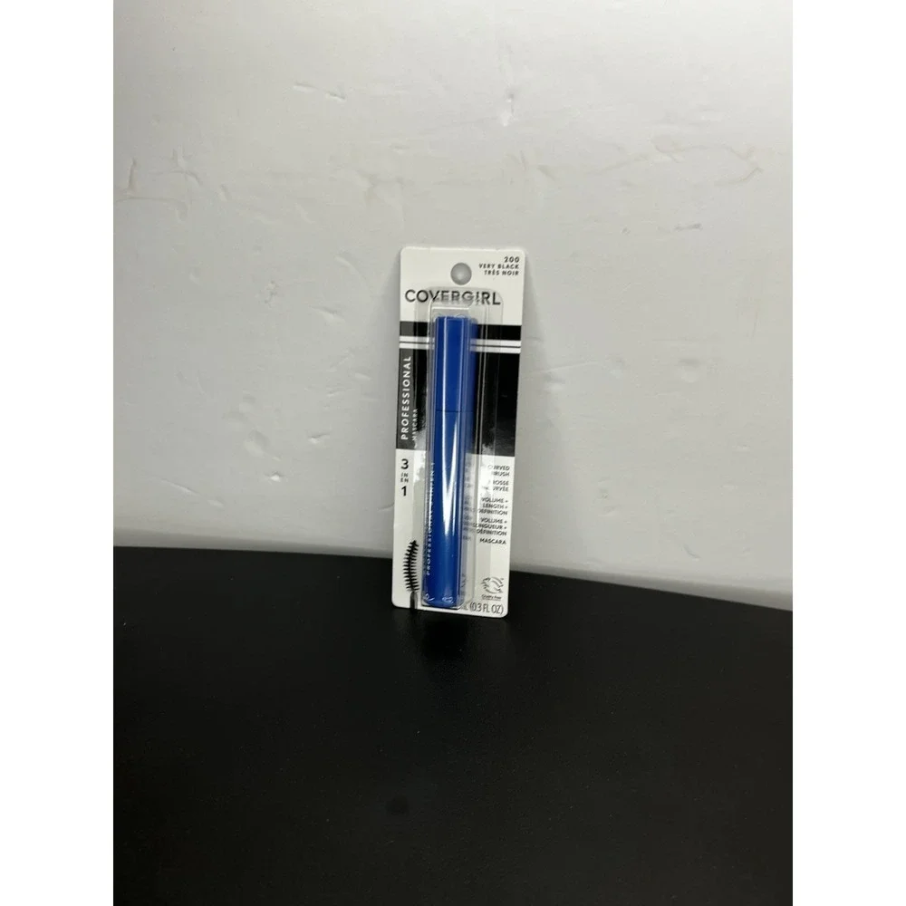Covergirl Professional Mascara 200 Very Black 3-in-1 Volume Length & Definition